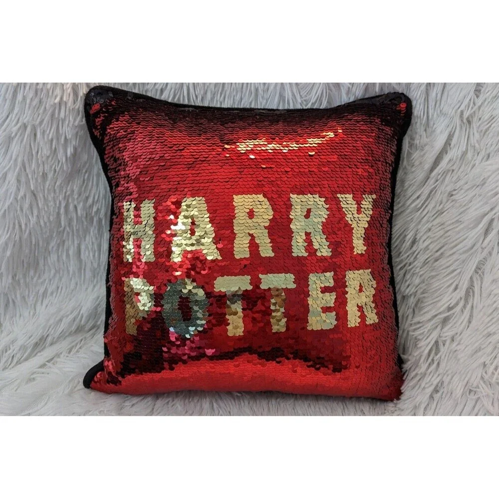 Harry Potter Reversible Pillow.